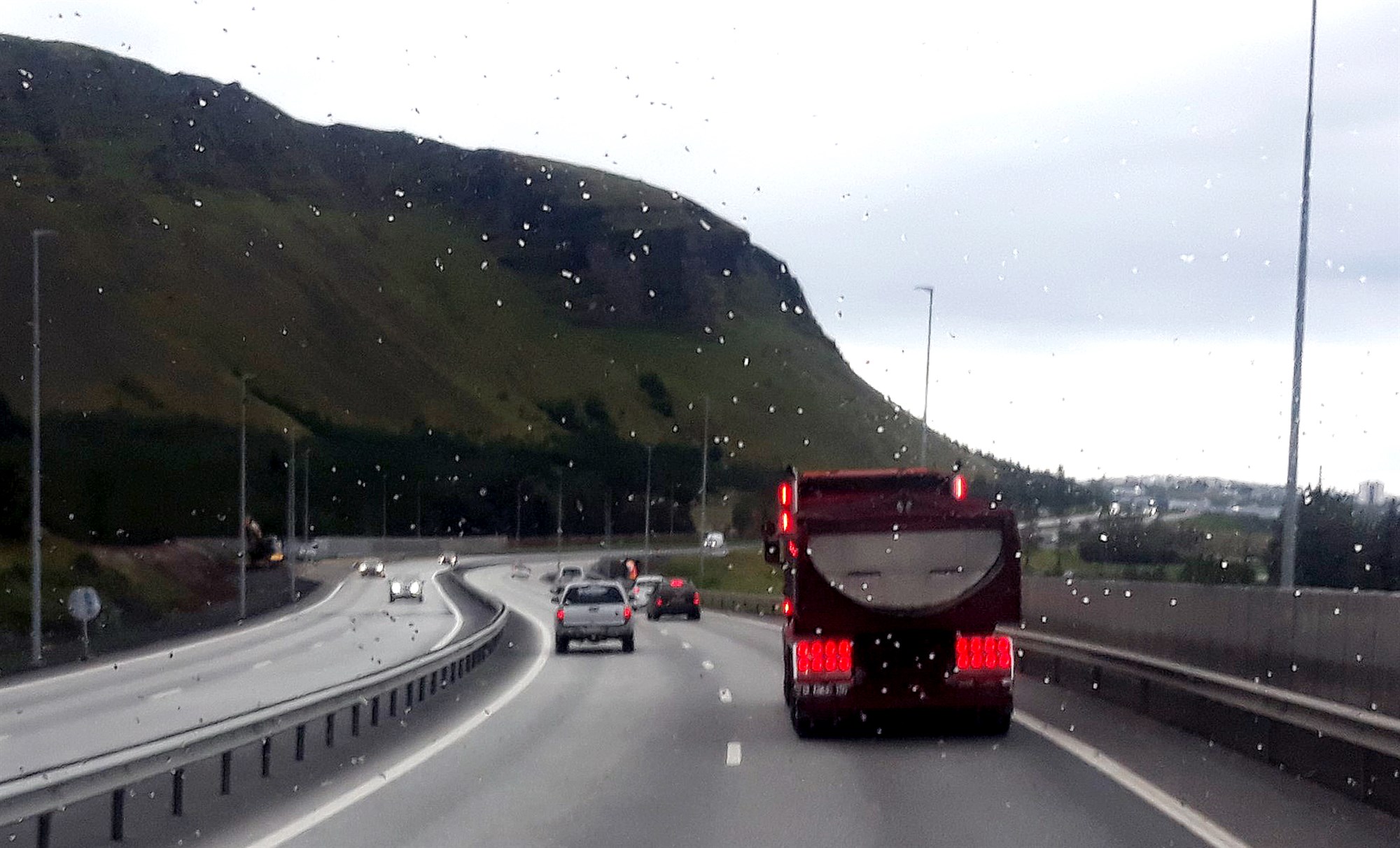 Of margir trassar í umferðinni