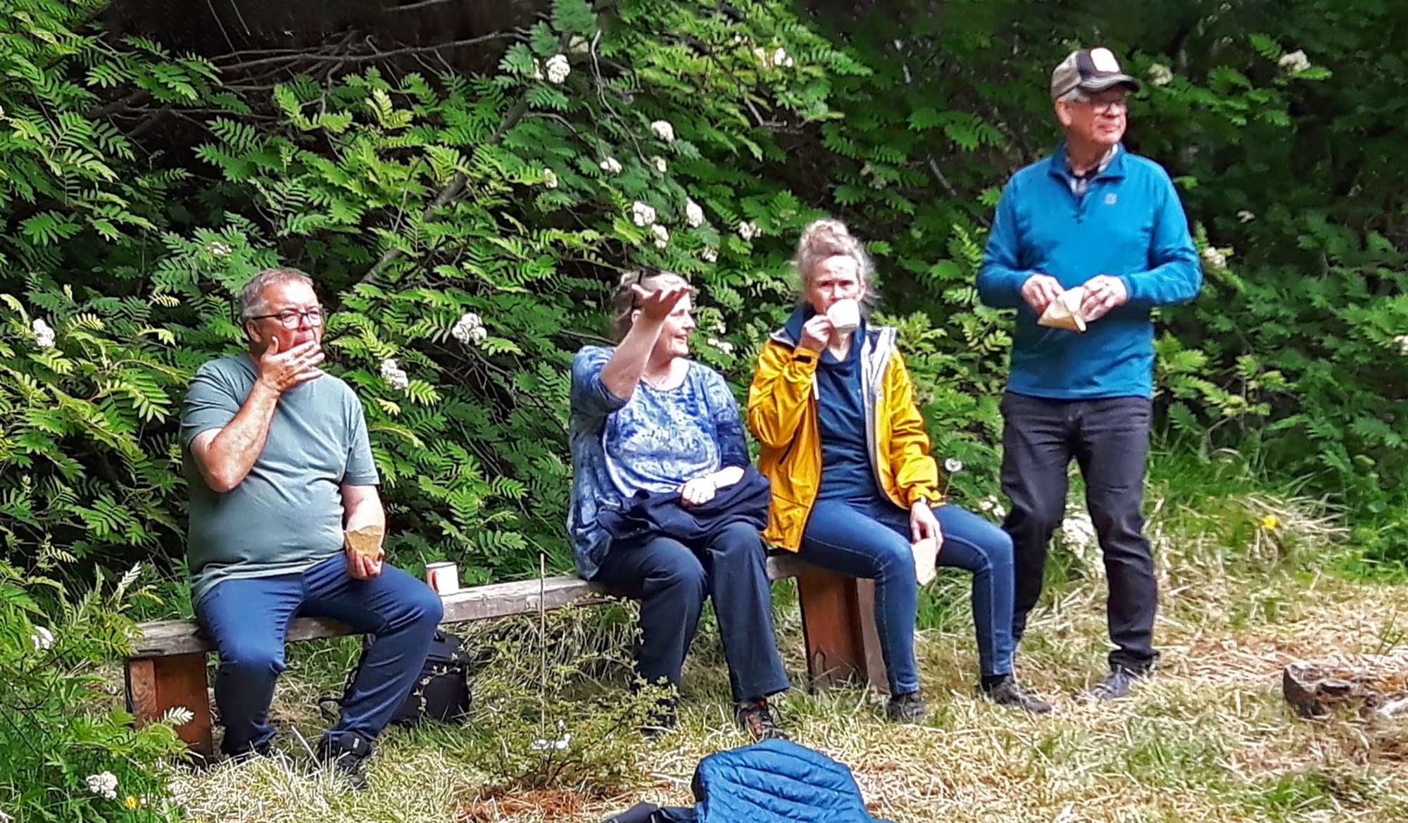 Samningur um lagningu göngu-, hjóla- og unaðsstígs um Vaðlareit