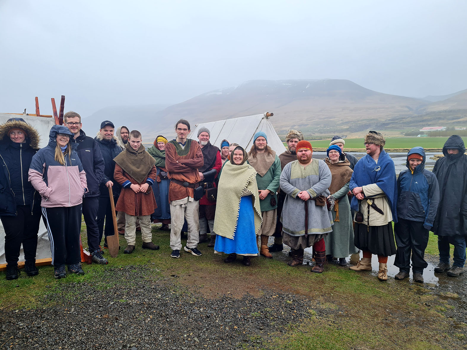 Nýtt tilgátuhús rís