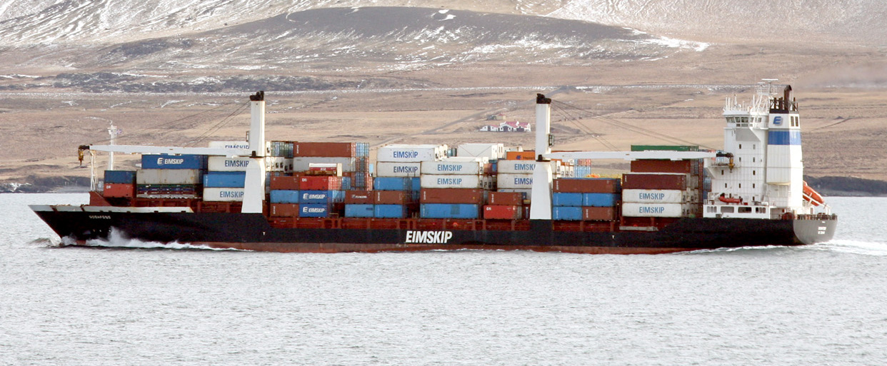 Brýnt að auka strandsiglingar