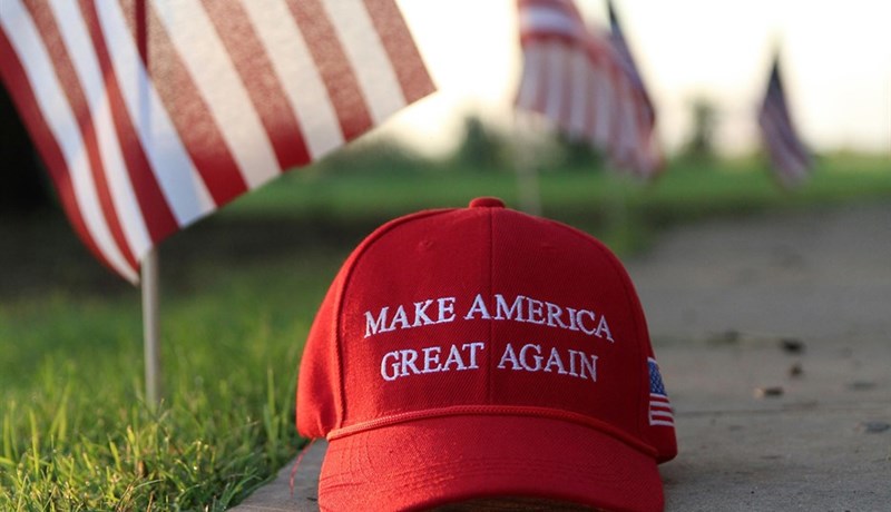 Trump skellir í lás