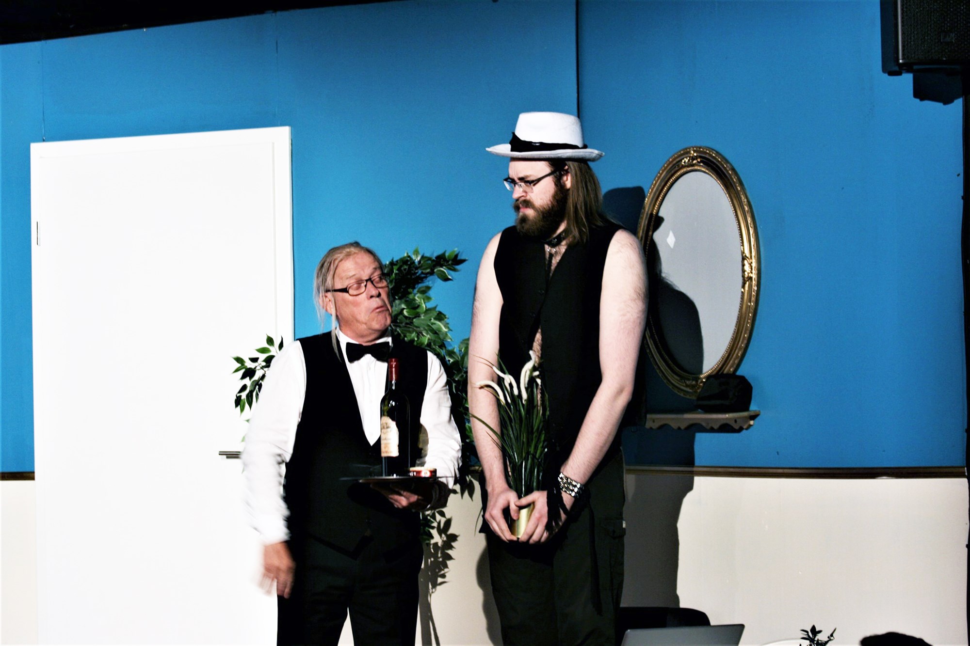 Leikfélag Hveragerðis sýnir "Nei Ráðherra!"