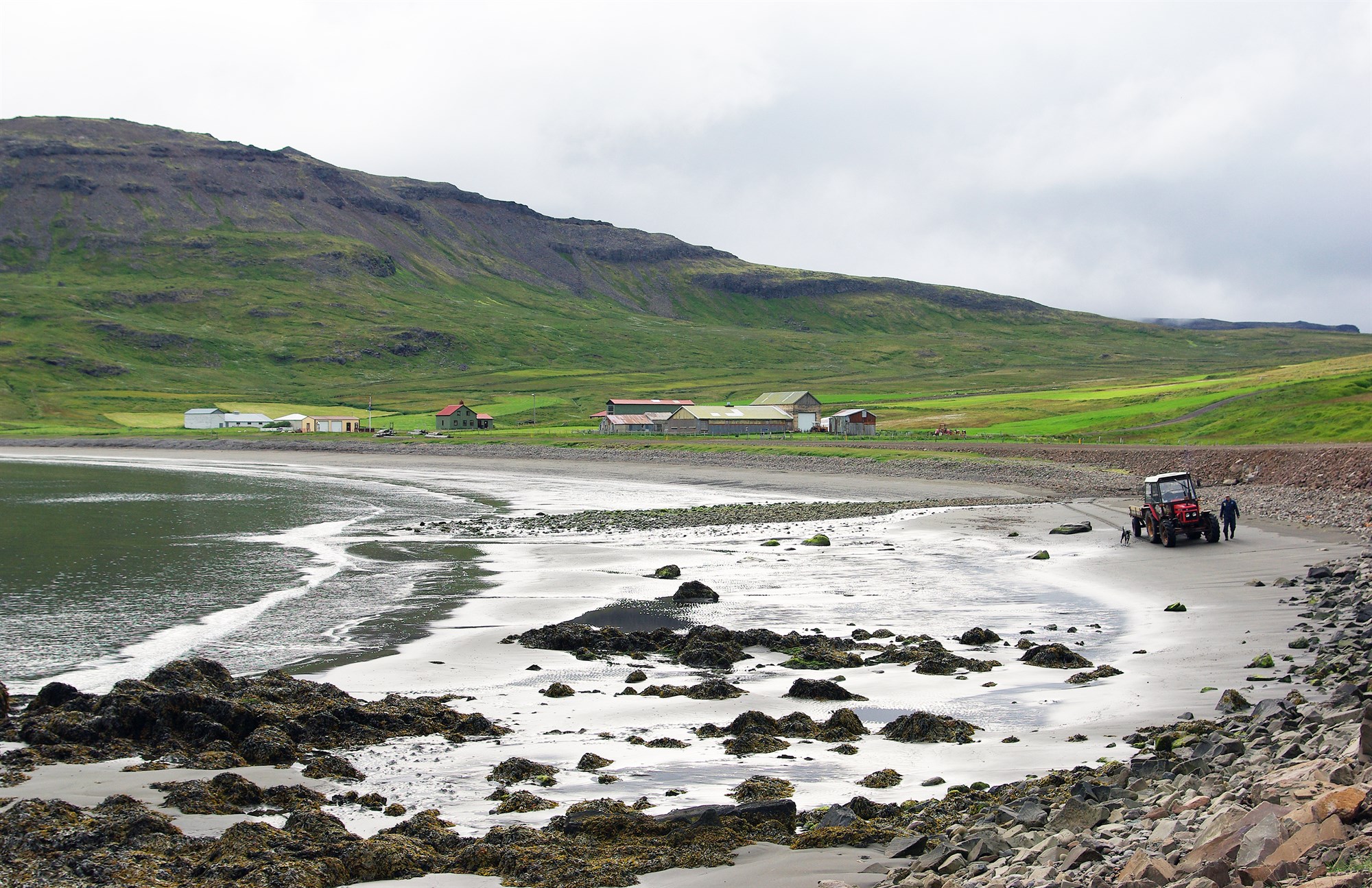 Skortur á slökkvivatni til sveita og löng bið eftir slökkviliði