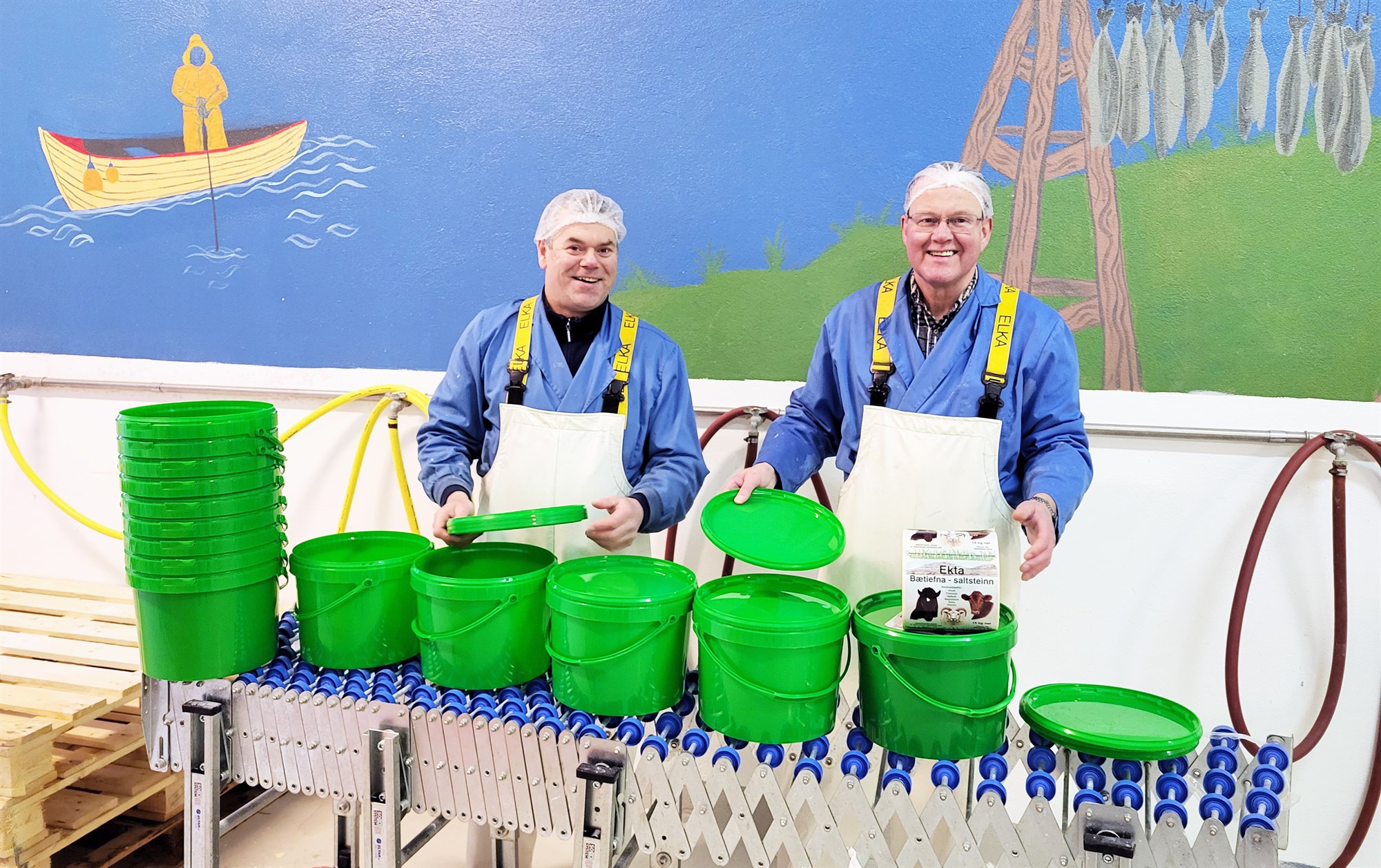 Afsalt, sem áður var hent, er nýtt í framleiðslu  saltsteina fyrir búfé