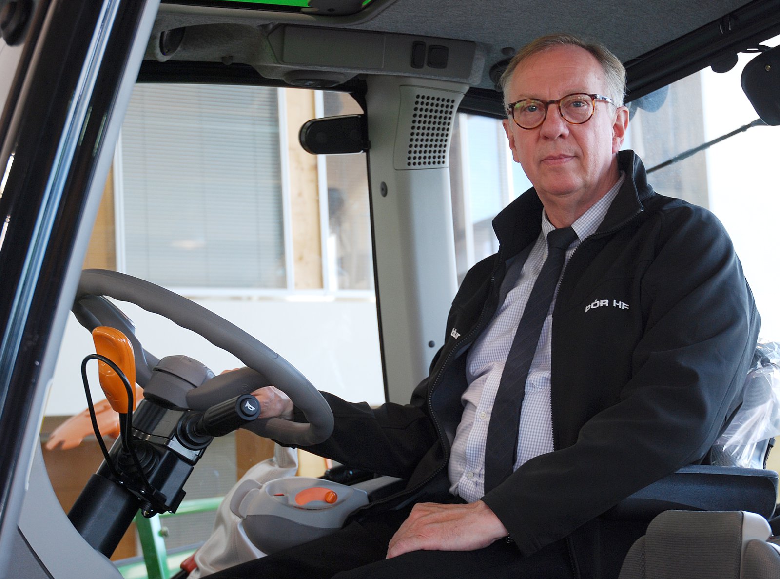 Sala á dráttarvélum að aukast