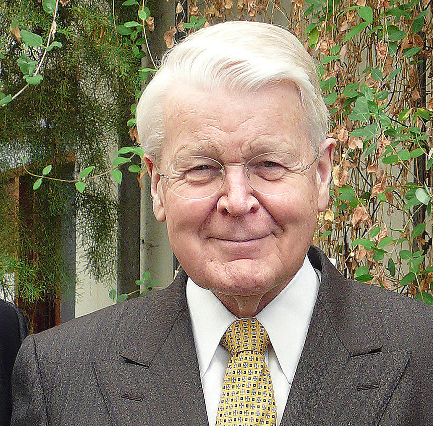 Ólafur Ragnar sækist eftir endurkjöri