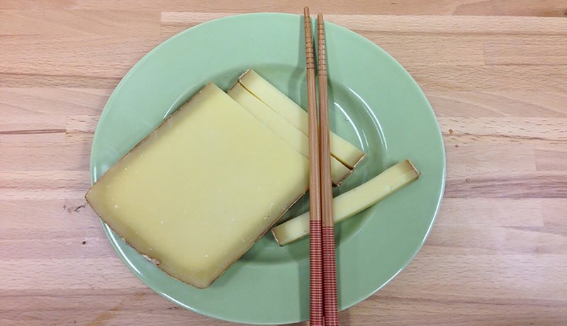 Í Kína eru borðaðir hundar en ekki ostar!