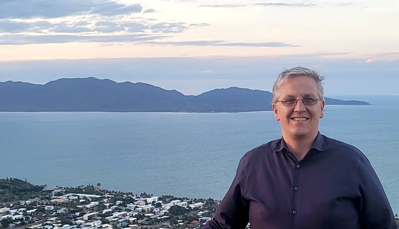 Bóndasonur frá Refsstað rannsakar byltingarkennd fræði RNA í Ástralíu