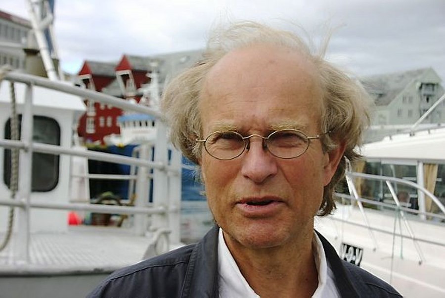 Peter Ørebech, prófessor í lögfræði við Háskólann í Tromsø