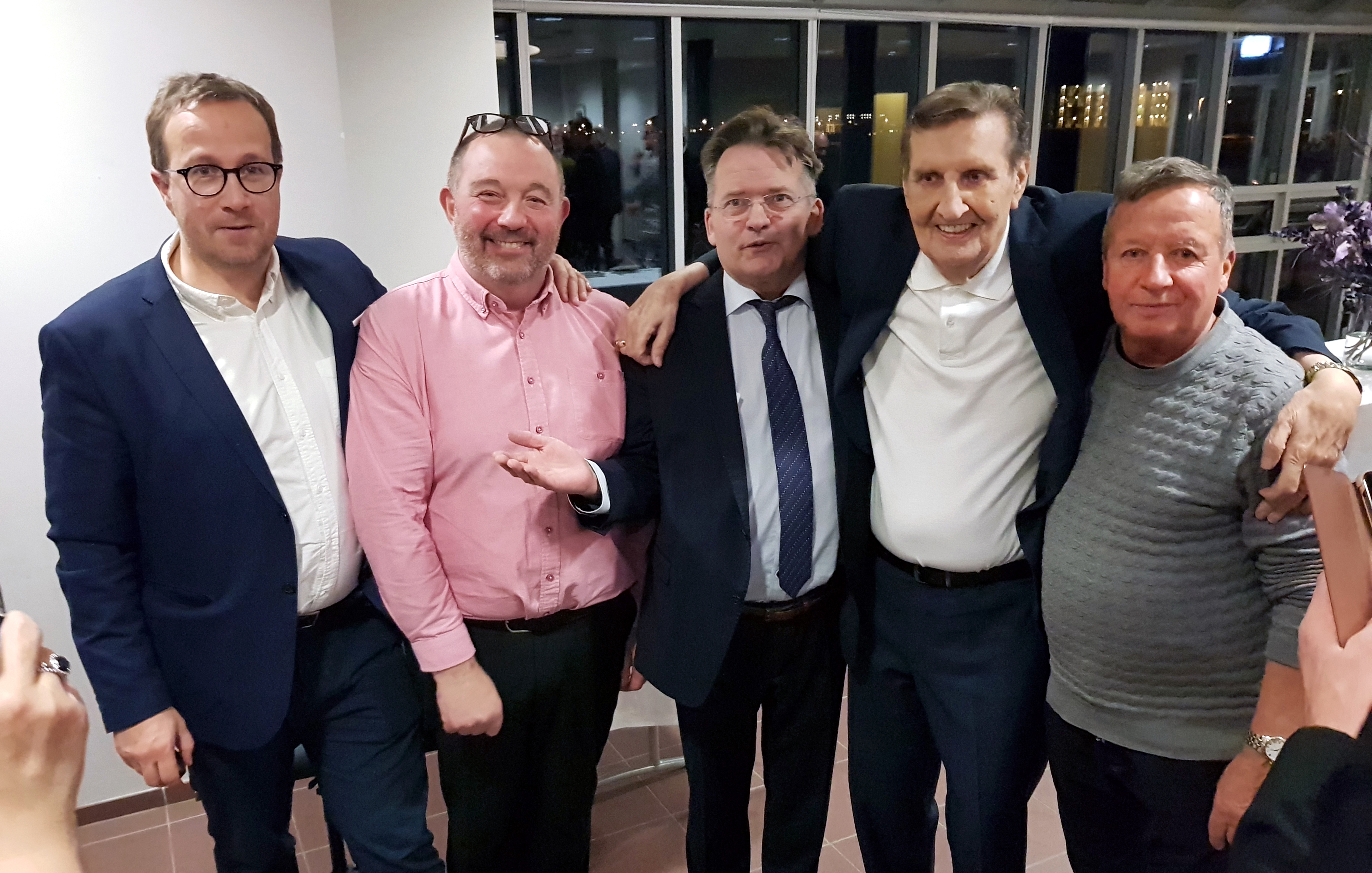 Metaðsókn að selaveislu