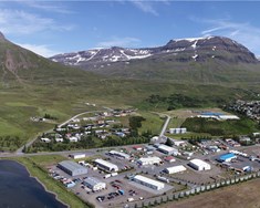 Viðarkyndistöð sett upp á Reyðarfirði