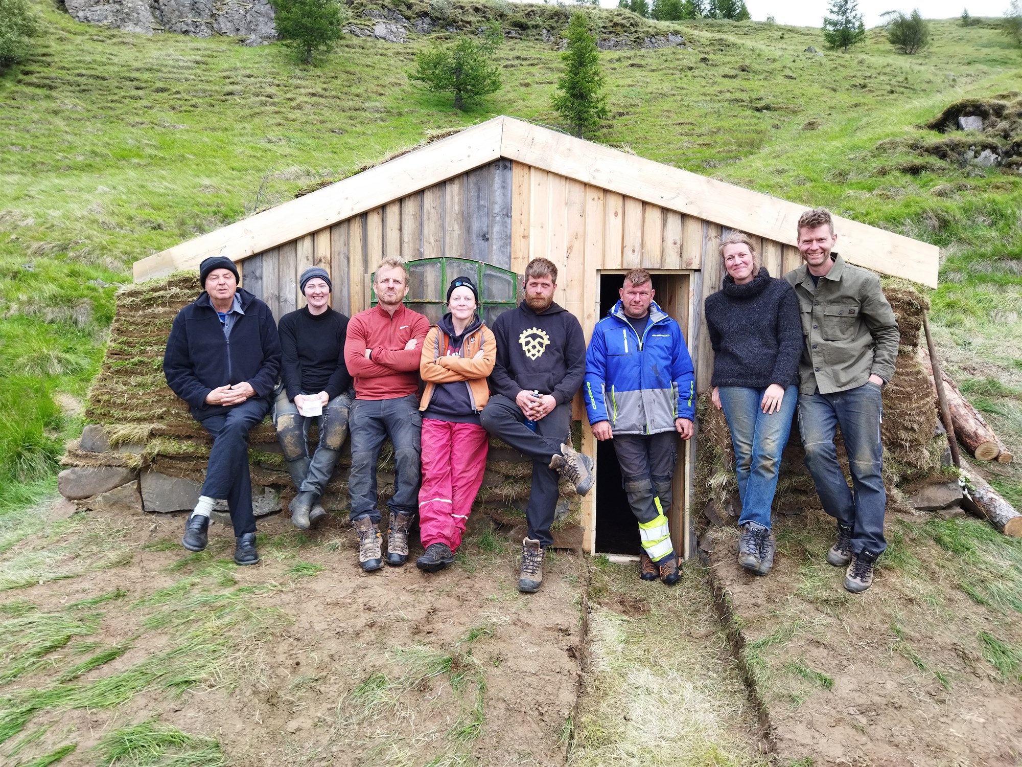 Uppgerð húsa og söfnun örnefna