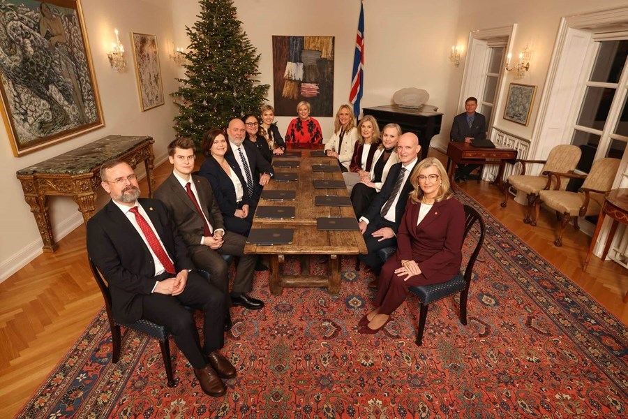 Jarmað, hneggjað, baulað ...