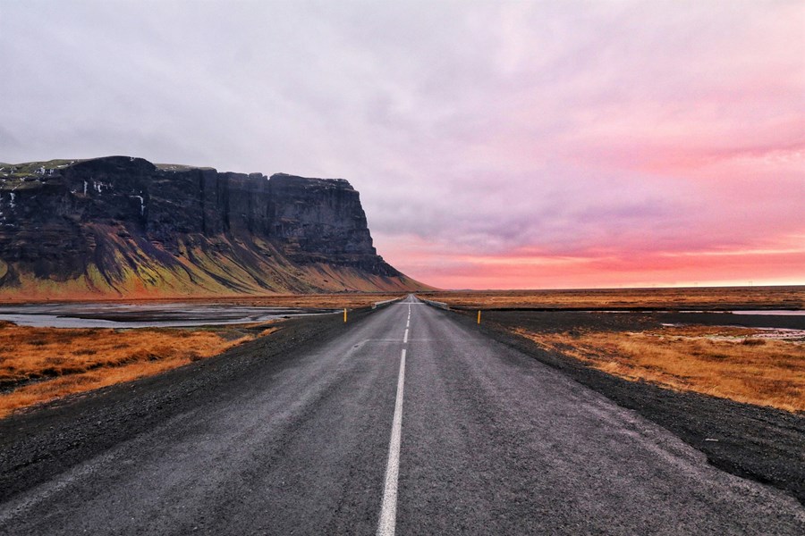 Sjálfbært Íslandi – og hvað með það?