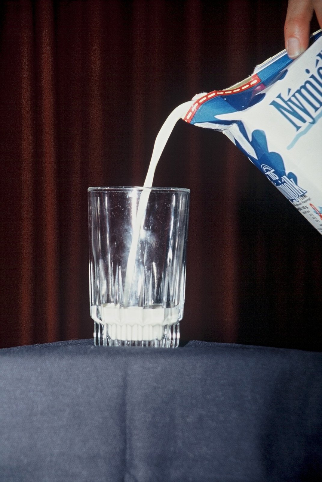 Stöðugt lækkandi verð á mjólk