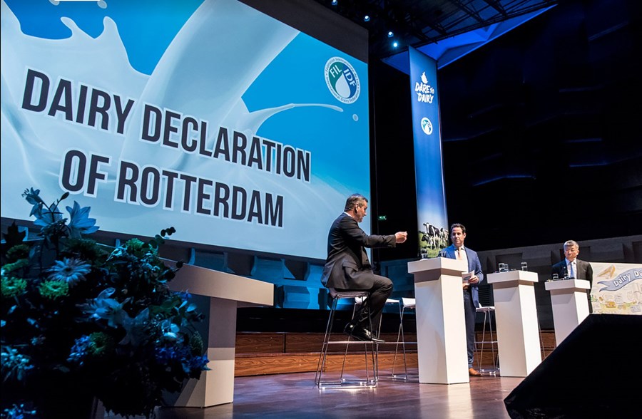 Frá undirritun Rotterdam-mjólkuryfirlýsingarinnar, „The Dairy Declaration“.