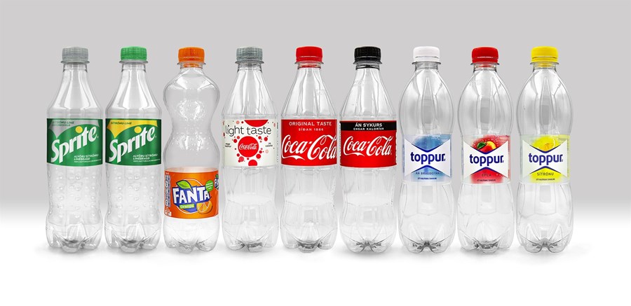 Allar plastflöskur sem Coca-Cola á Íslandi framleiðir verða úr 100% endurunnu plasti (rPET) frá og með fyrsta ársfjórðungi, 2021. 