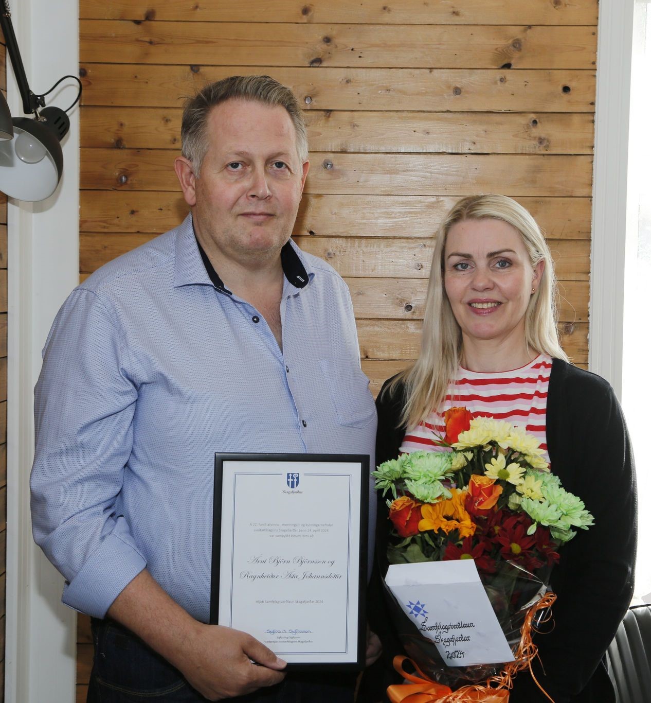 Hjón hlutu samfélagsverðlaun