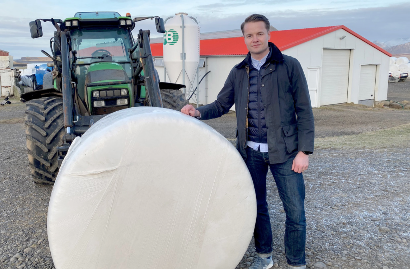 Endurunnið rúlluplast prófað við íslenskar aðstæður