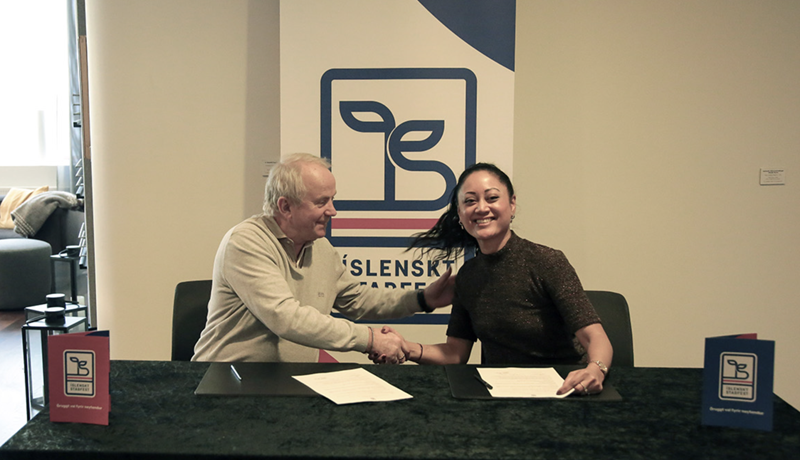 Lambhagi notar „Íslenskt staðfest“