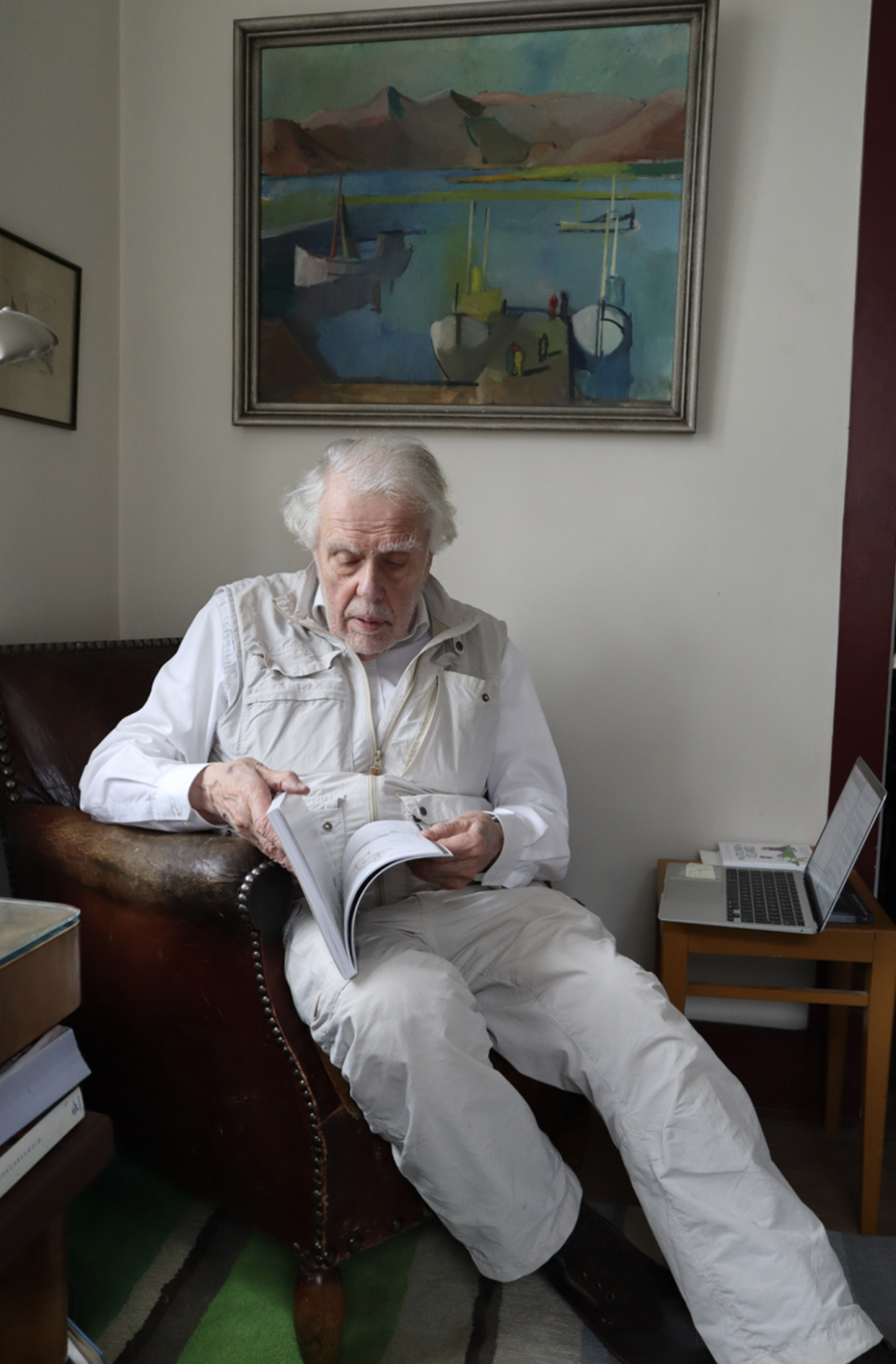 Áratugum á undan eigin samtíð