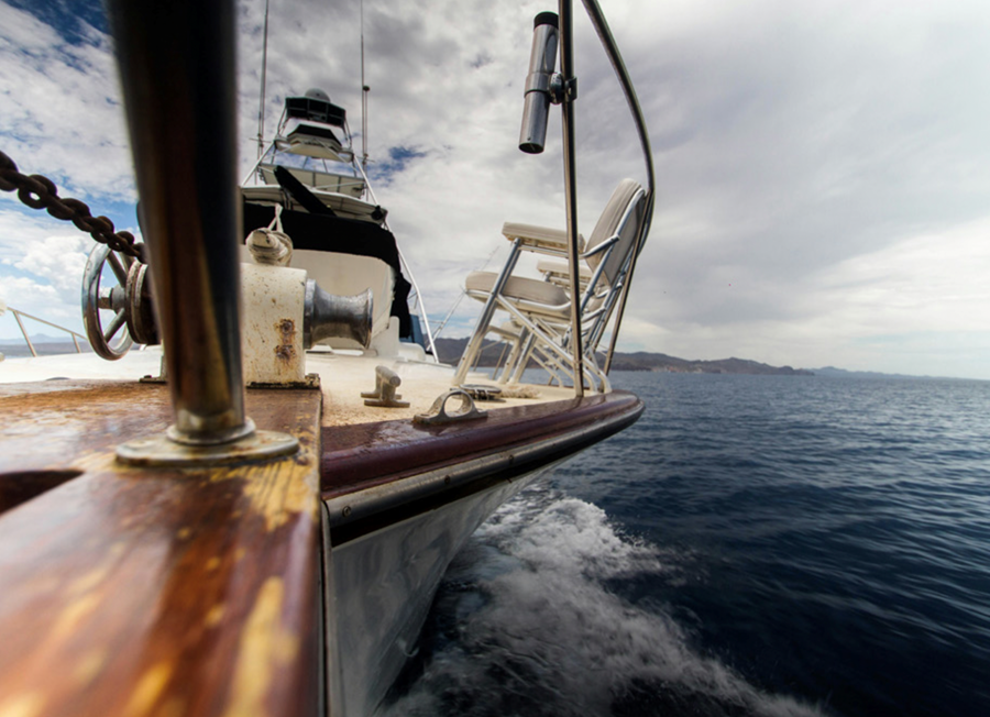 Sjómannadagurinn er fjölskylduhátíð allrar menningar tengdri sjómennsku og nú orðin ein af stærri hátíðum landsins. Í Reykjavík einni og sér lögðu rúmlega 40.000 manns leið sína niður að höfninni fyrir ári síðan.