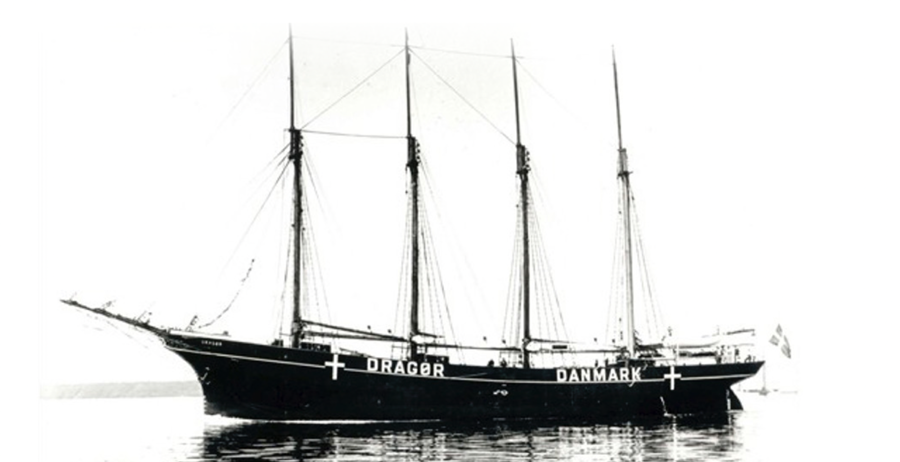 Dragör nýsmíðuð árið 1917, fjögurra mastra dönsk stálskúta með dísilvél.