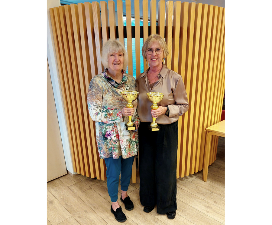 Svala og Rosemary eru Íslandsmeistarar kvenna í tvímenningi í bridge 2025.