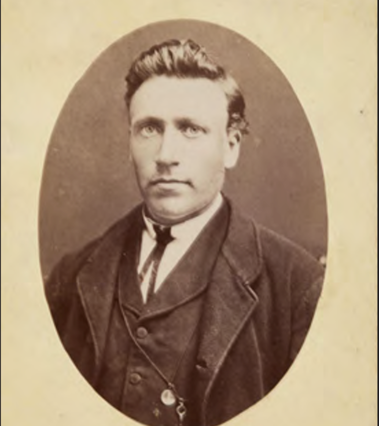 Svein Sveinsson má telja meðal helstu brautryðjenda í nýsköpun íslensks landbúnaðar á ofanverðri 19. öld, svo víð voru þekkingar- og viðfangsefnasvið hans.