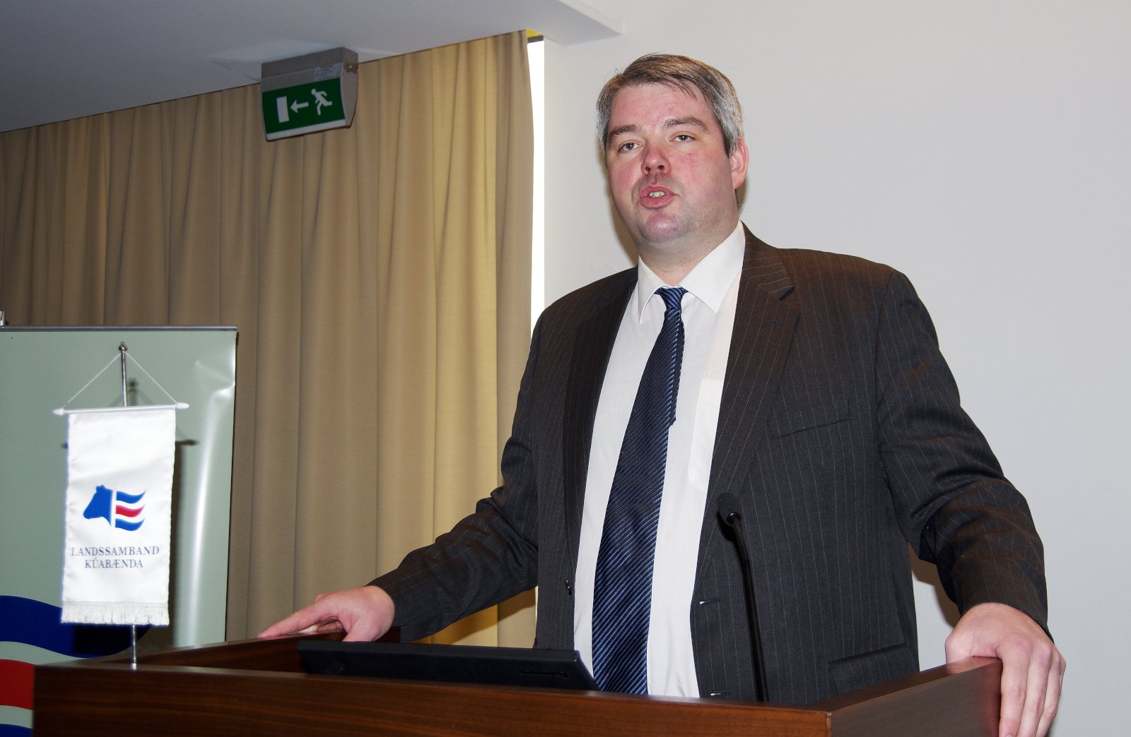 Staðið á tíundu viku