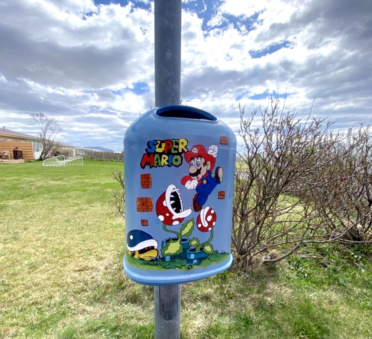 Hressandi list í almannarýminu