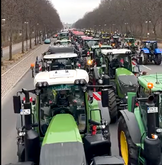 Þýskir bændur mótmæla sparnaðaraðgerðum