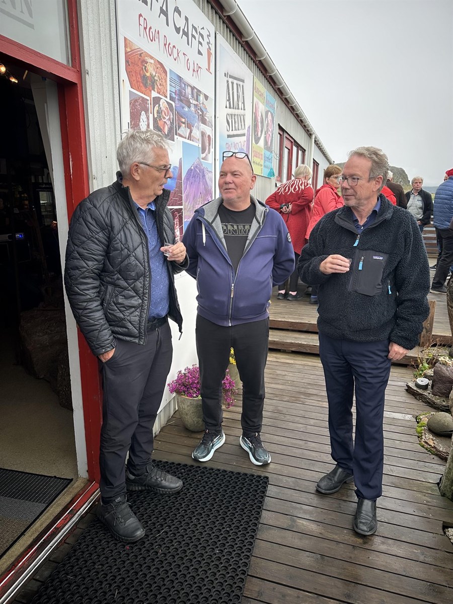 Jón Halldór Guðmundsson, Þröstur Árnason og Þorsteinn Bergsson voru meðal spilara á Skúlamótinu og skemmtu sér konunglega.