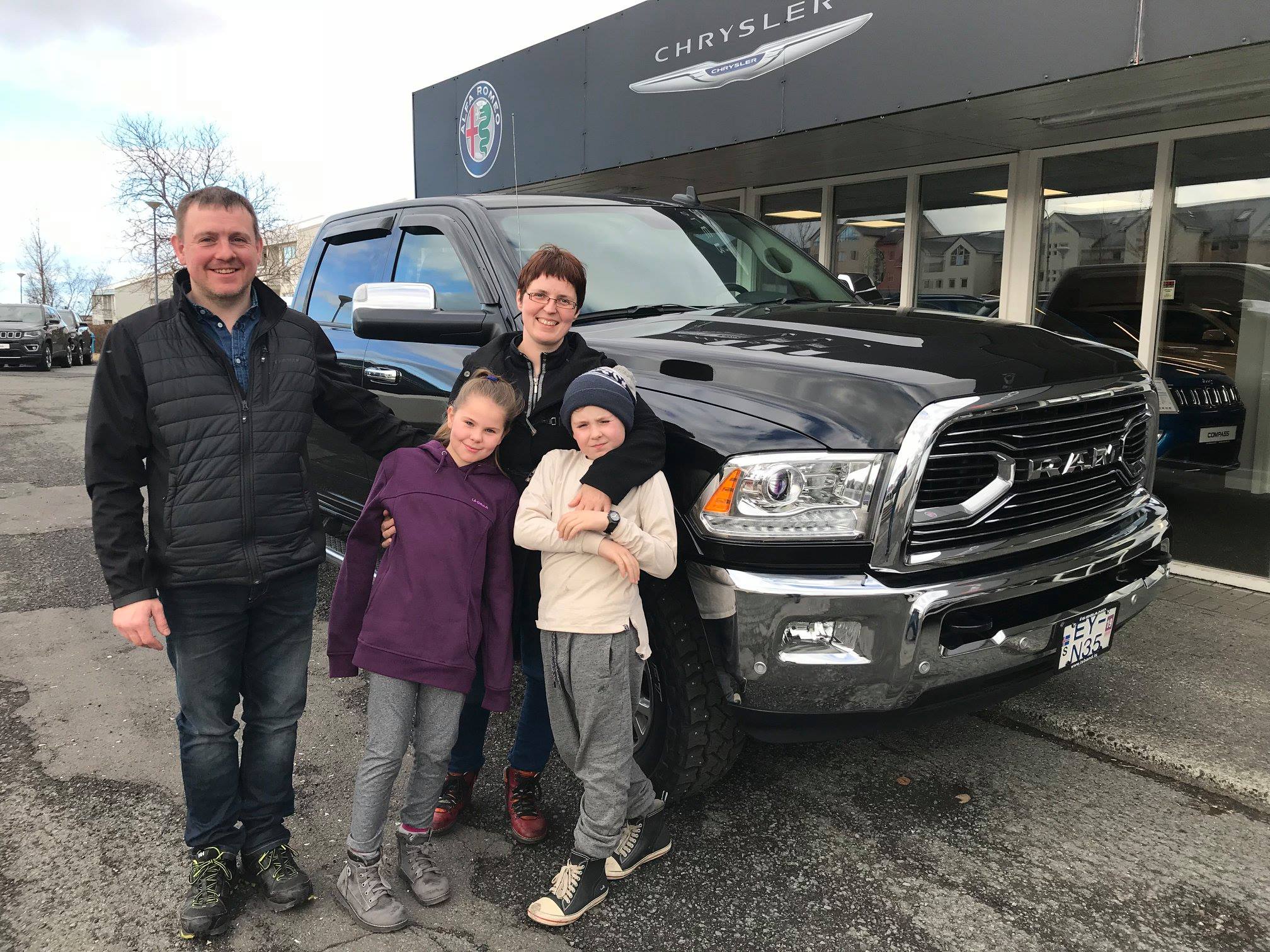 Sleipnir hestaflutningar er valkostur fyrir þá sem vilja hámarka öryggi í flutningi