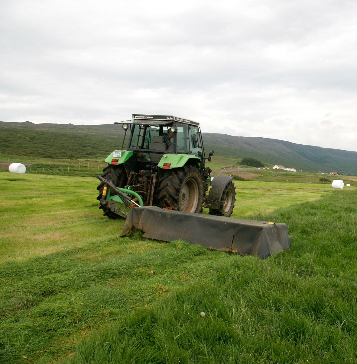 Samfélagsskuld við bændur