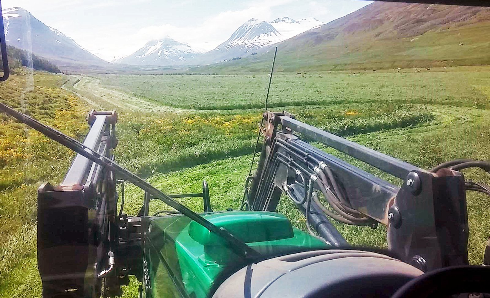 Hugað að viðhaldi véla og tækja