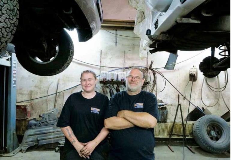 Ullarfituryðvarnir Smára Hólm í stærra húsnæði í Hafnarfirði