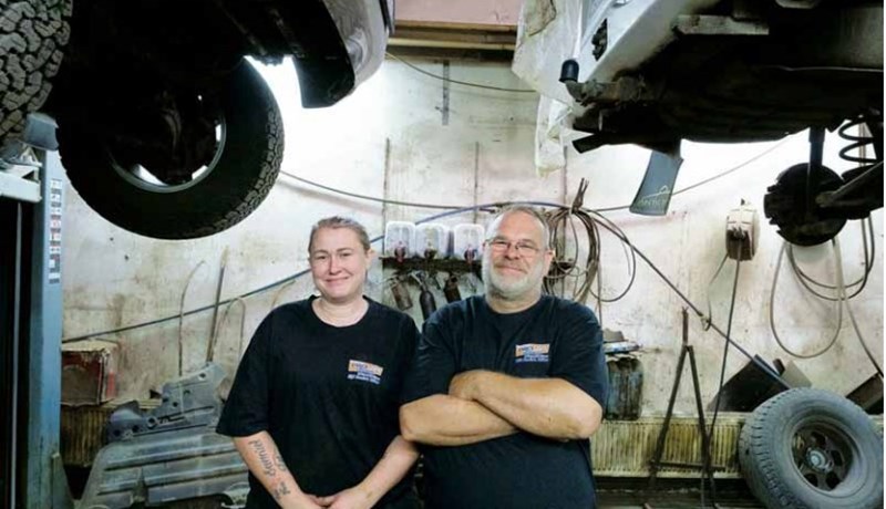 Ullarfituryðvarnir Smára Hólm í stærra húsnæði í Hafnarfirði