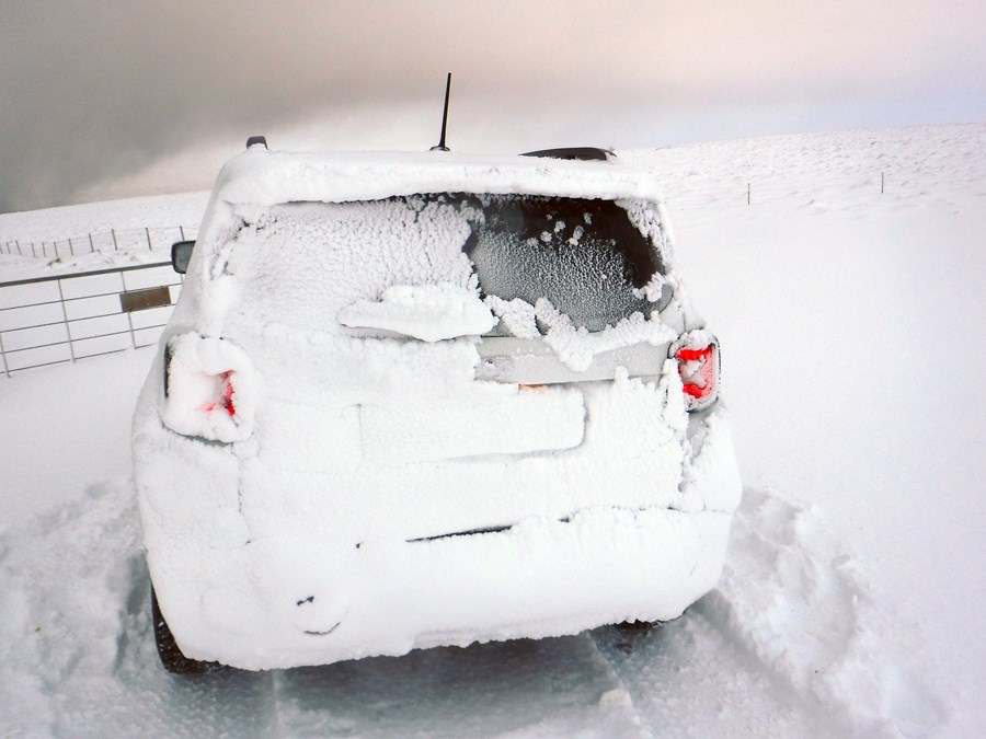 Ekki óalgeng sjón við Staðarskála í Hrútafirði á veturna.