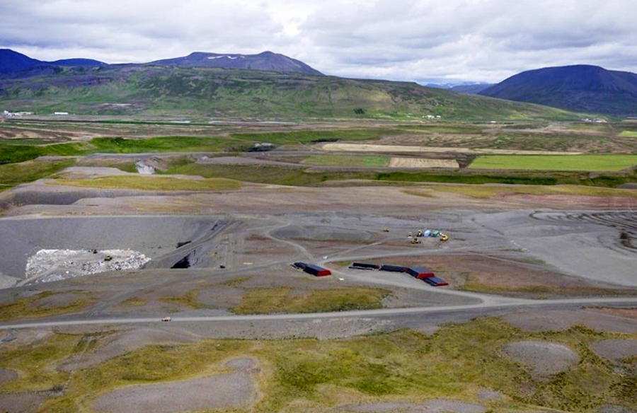 Frá urðunarstaðnum í Stekkjarvík. 