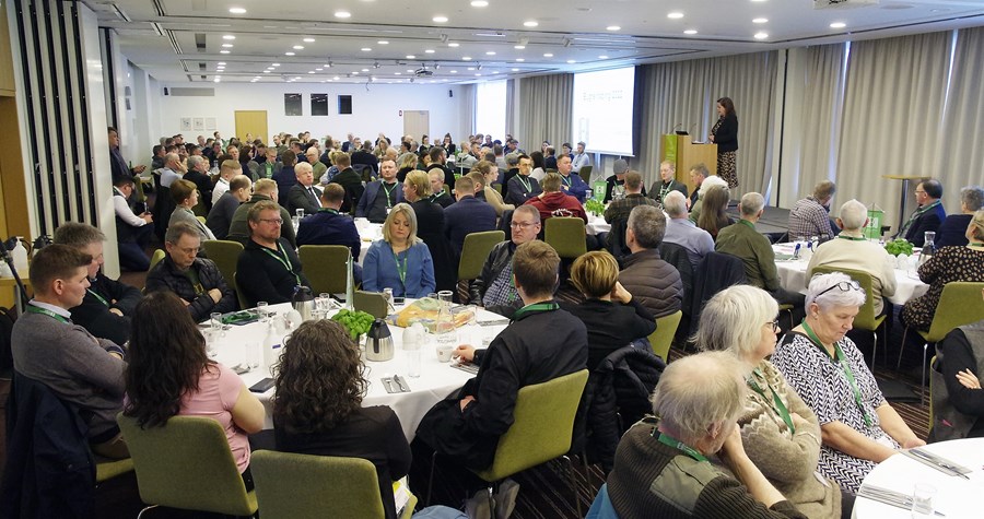 Frá  setningu Búgreinaþings á Hótel Natura fimmtudaginn 3. mars. Við samruna búgreinafélaganna og Bændasamtaka Íslands urðu til búgreinadeildir innan samtakanna. Hver deild heldur sinn aðalfund sem kallast Búgreinaþing sem var nú haldið í fyrsta sinn. 