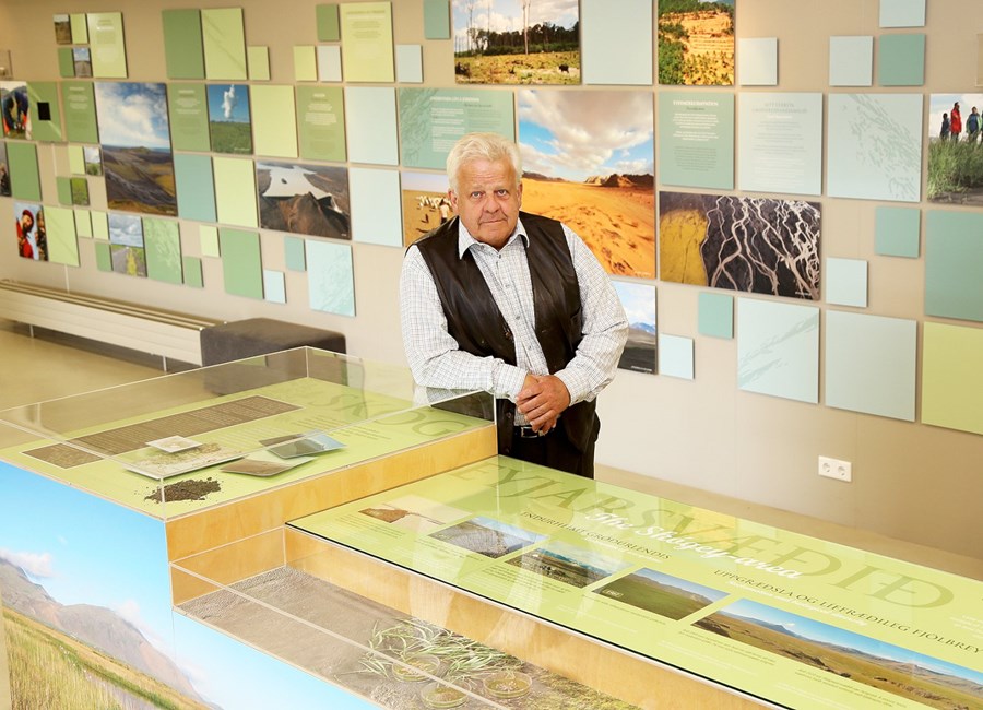 Sveinn Runólfsson, landgræðslustjóri í Sagnagarði, fræðslu- og kynningarsetri Landgræðslunnar í Gunnarsholti.