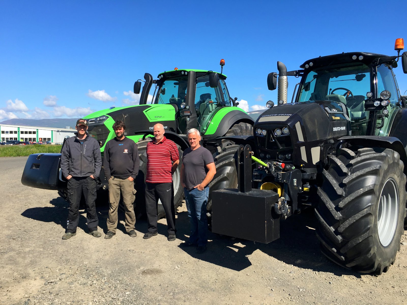 Sala á dráttarvélum eykst