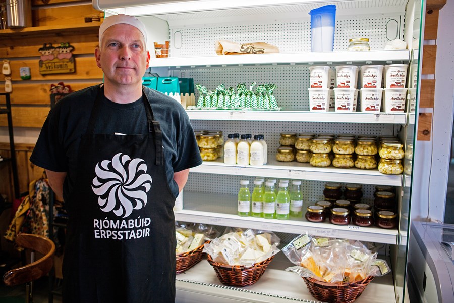 Þorgrímur Einar Guðbjartsson, bóndi og mjólkurfræðingur að Erpsstöðum í Búðardal.