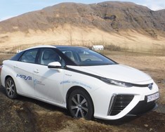 Vetnisknúin Toyota Mirai rafbíll