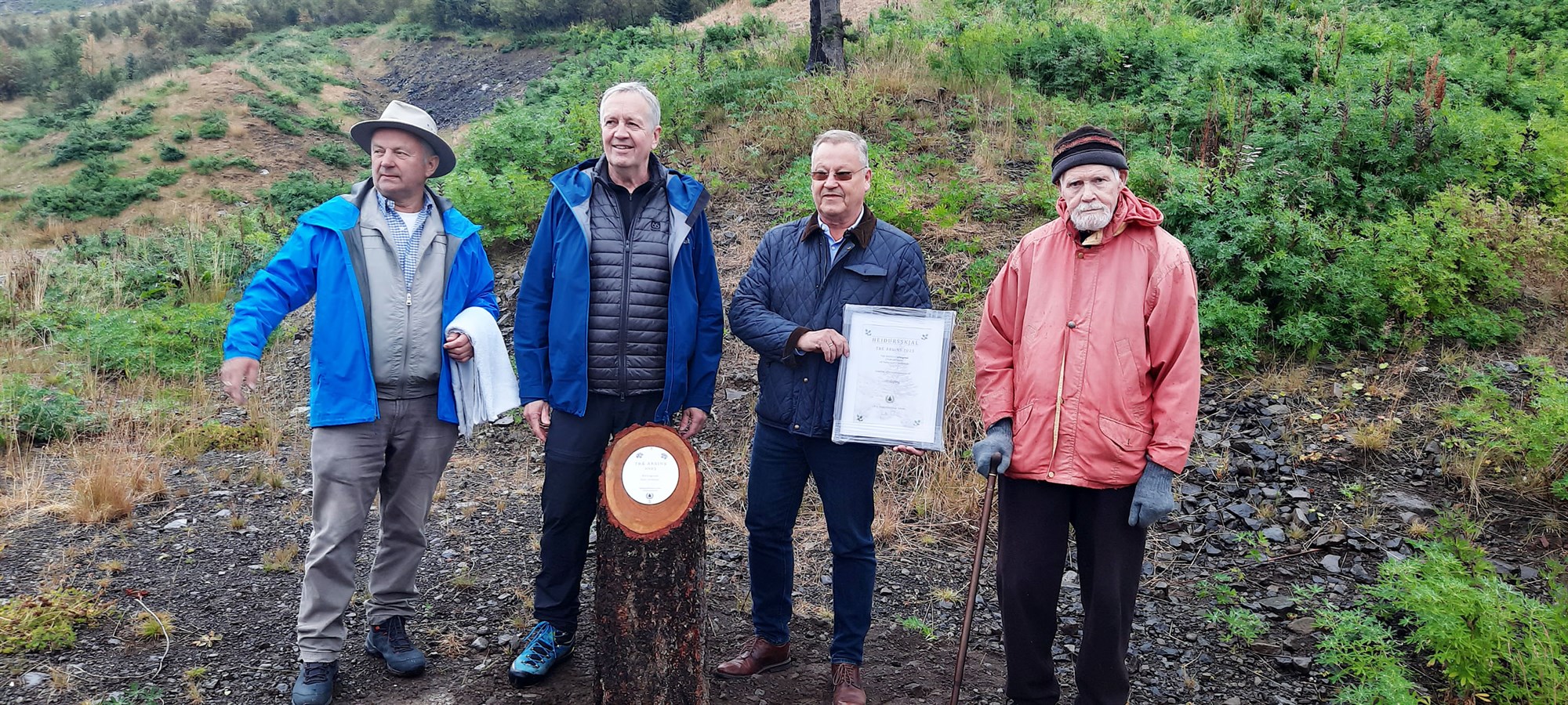 Rótfast í hamförum