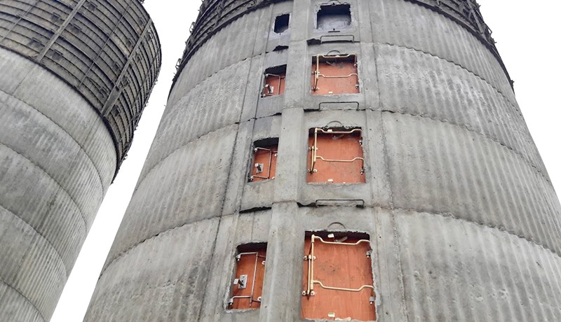 Geymsla heyfengs í turnum