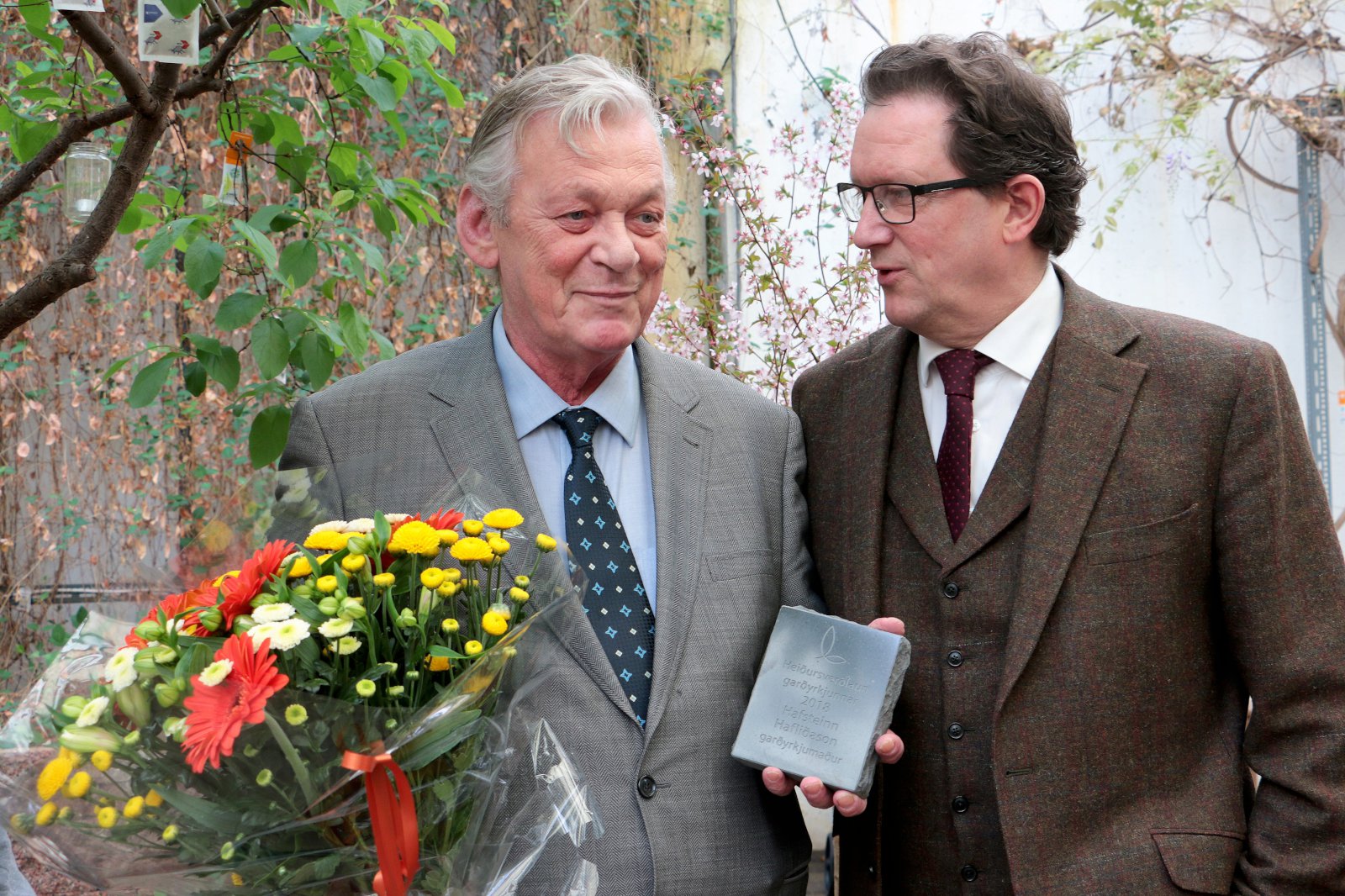 Hafsteinn Hafliðason garðyrkjumaður hlaut heiðursverðlaun garðyrkjunnar
