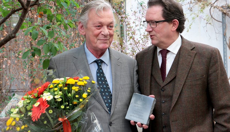 Hafsteinn Hafliðason garðyrkjumaður hlaut heiðursverðlaun garðyrkjunnar