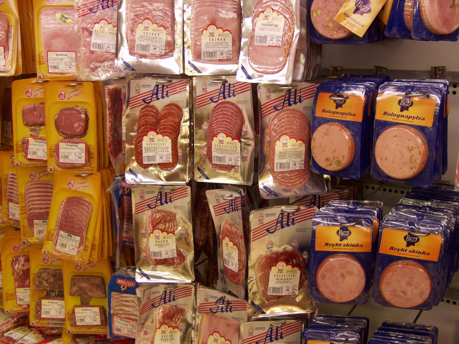 Tangó, tvist og fúin spýta